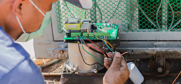 Electric Gate Motor Replacement in Friendswood, TX