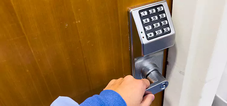 Why Choose Us for Your Keypad Lock Needs in Friendswood, TX?